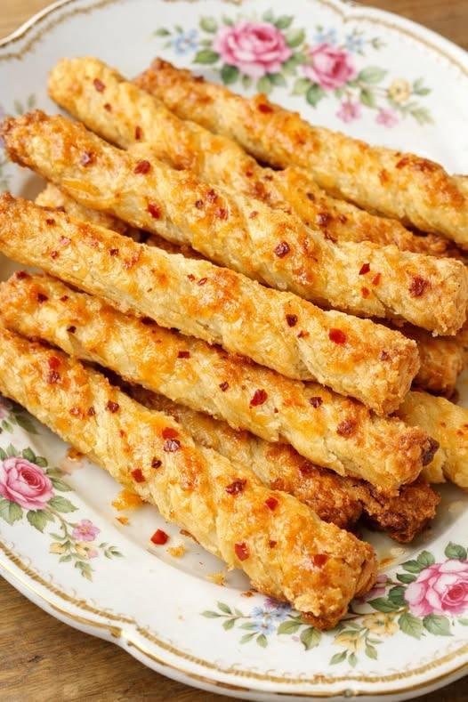 Southern 4-Ingredient Cheese Straws