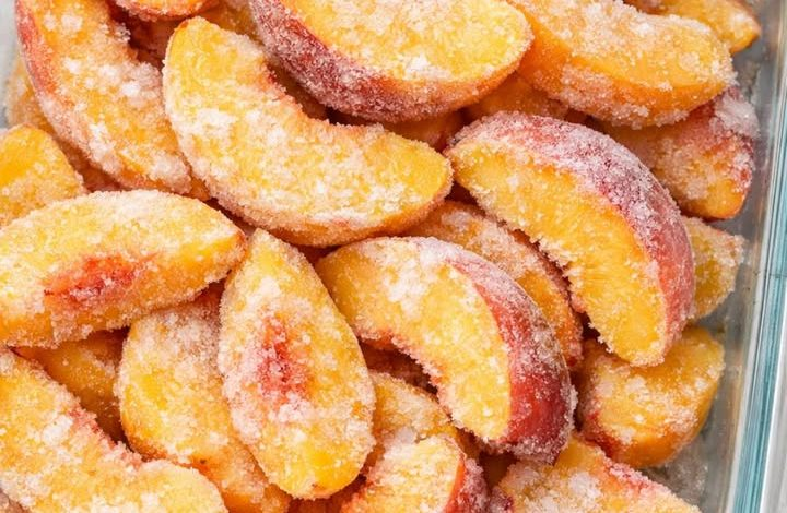 5-Ingredient Baked Peach Dump Dessert