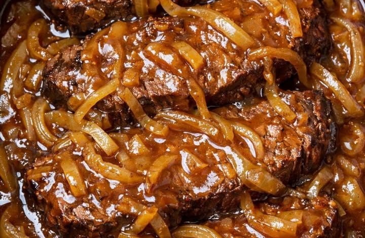 Slow Cooker Smothered Beef Roast
