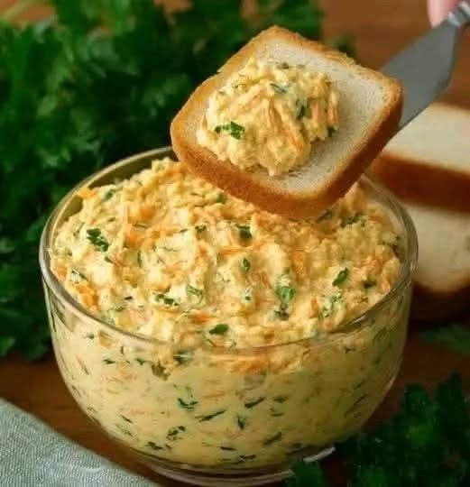 Creamy Carrot Cheese Spread