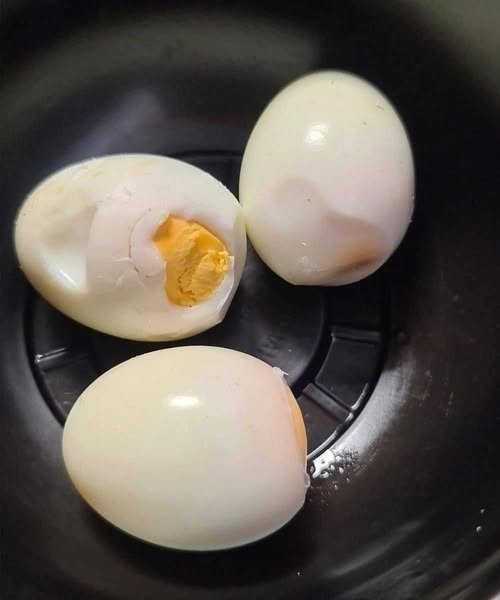 2 Eggs Every Morning Breakfast