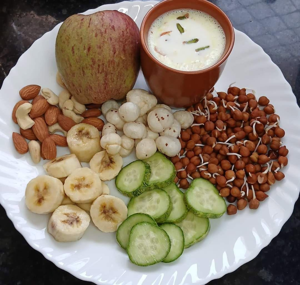 Super Nutritious Mixed Smoothie: Recipe & Health Benefits