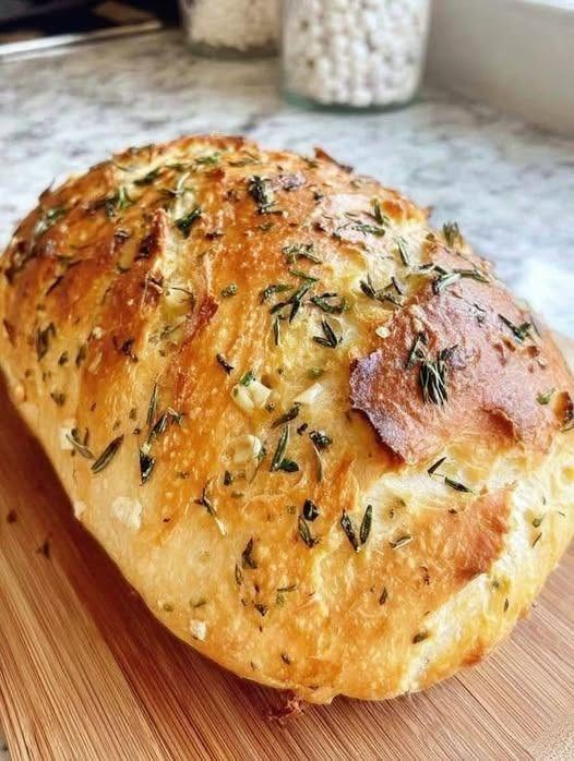 Garlic & Herb No-Knead Bread