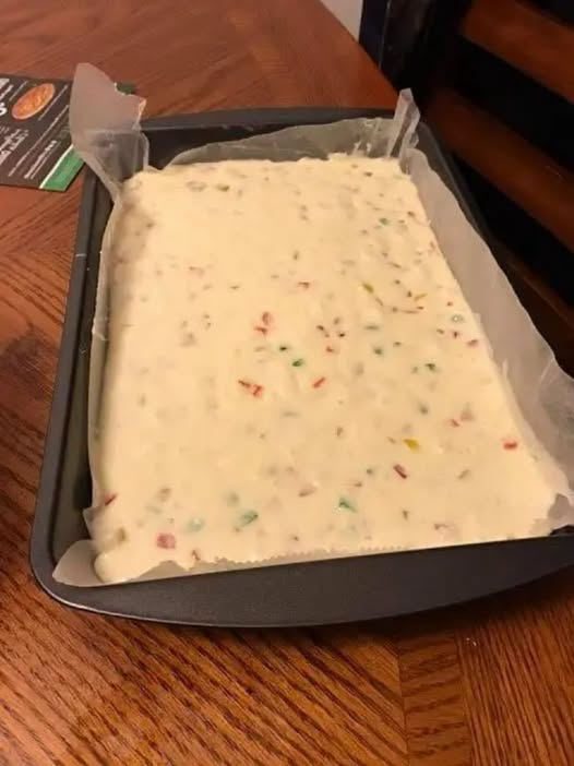 Christmas White Chocolate Holiday Bars