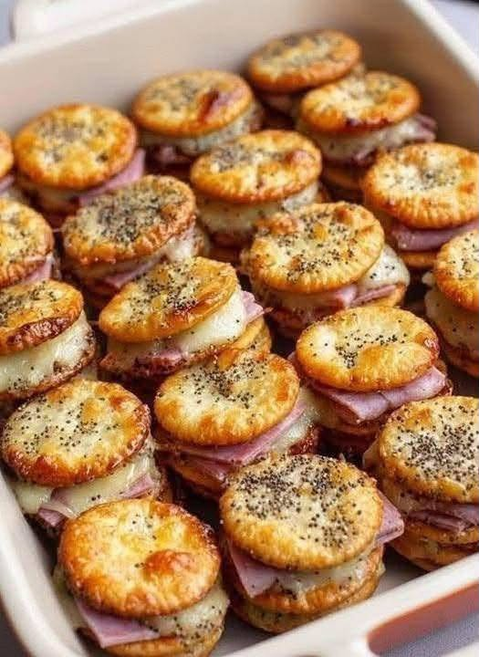 Baked Cracker Sandwiches