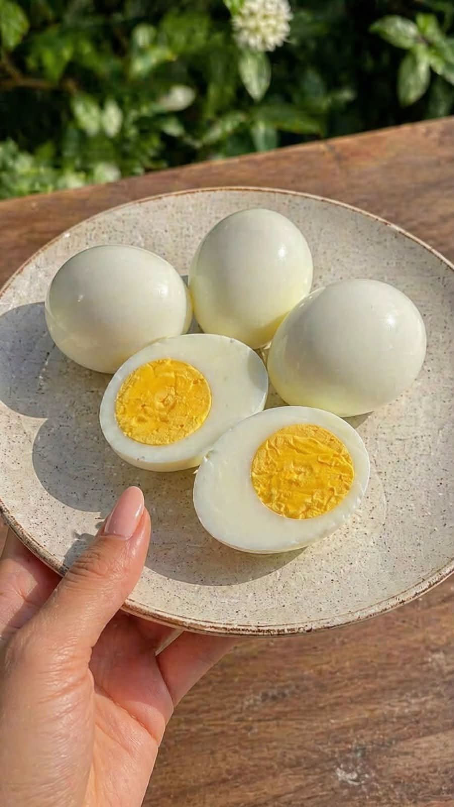 Perfect Classic Hard-Boiled Eggs