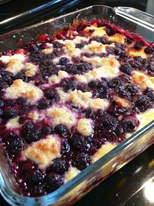 Easy Blackberry Cobbler with Buttery Golden Topping